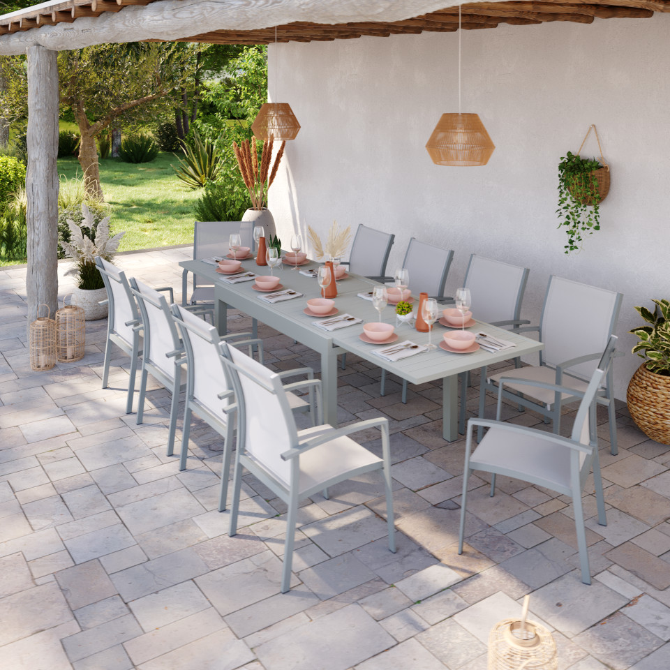 Table de jardin extensible aluminium 135/270cm + 10 fauteuils empilables textilène gris
